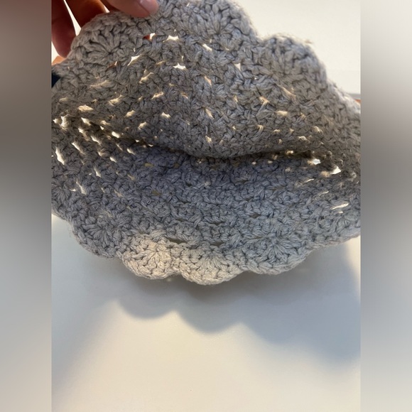 Abercrombie & Fitch Child Beanie - Picture 5 of 5